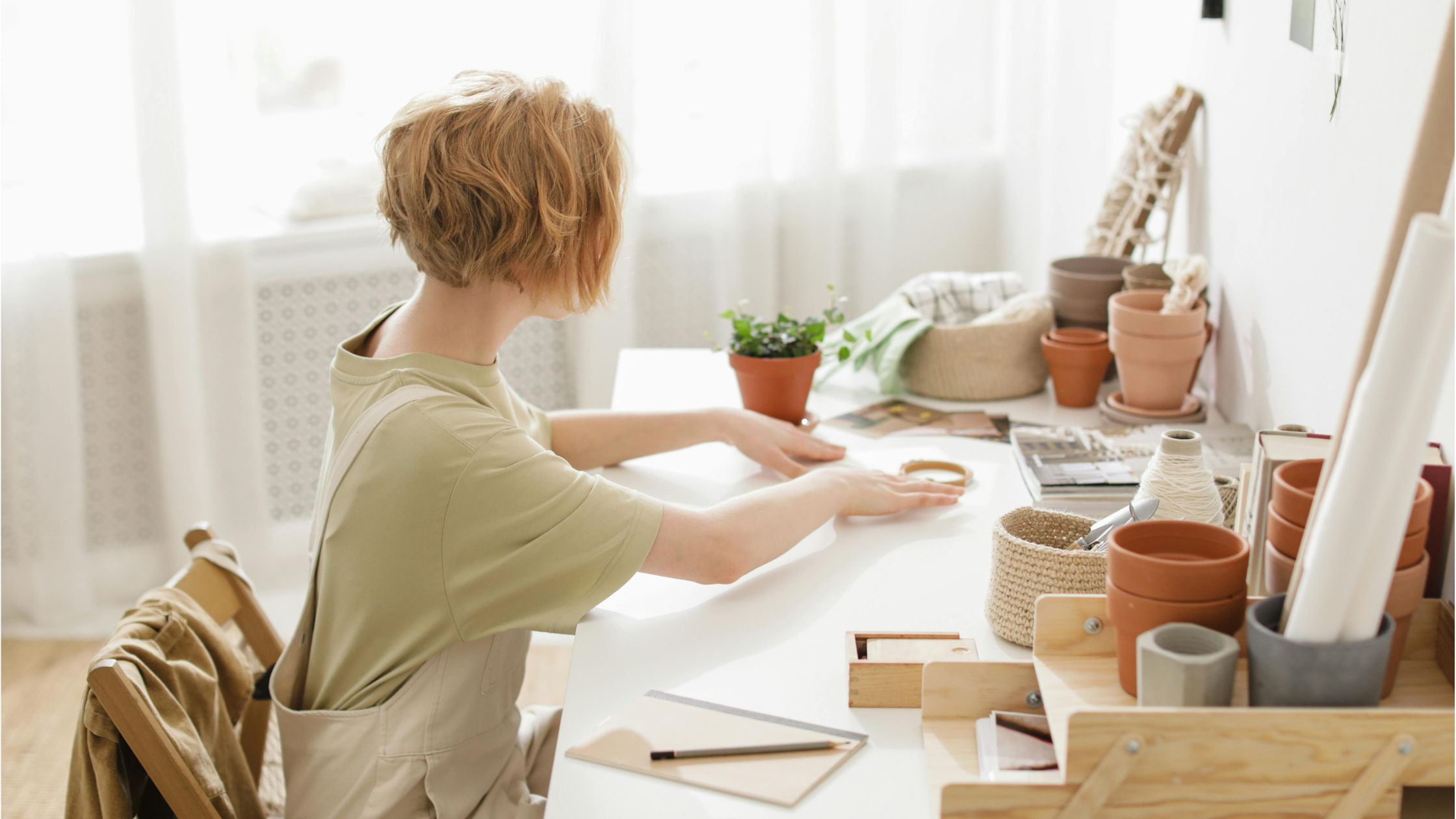 Sobres rígidos de cartón: la solución segura para enviar documentos sin doblarse